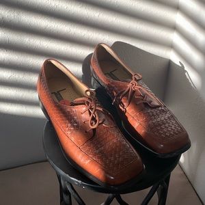 Vintage Trotters 🧺 Brown Textured Square Toe Oxfords